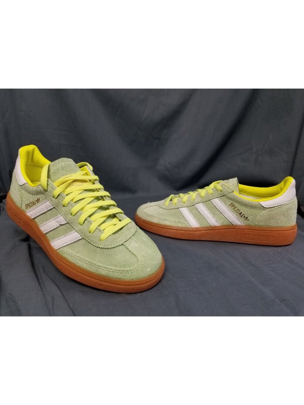 Adidas Handball Spezial Solar Yellow White Women's JI2655 Size 7 NEW NO BOX!